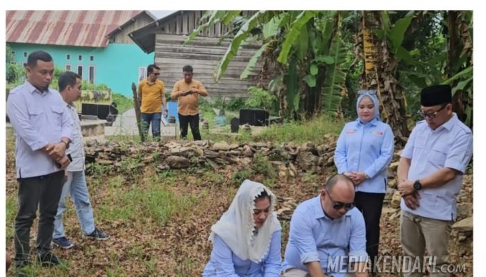 Harmin Ramba, Dessy dan Ketua DPD Gerindra Sultra Ziarah Makam Ponggawa Karaeng Watukila di Tongauna