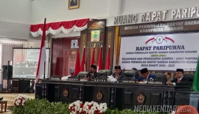 Wakil Ketua Pengadilan Negeri Konawe Resmi Lantik I Made Asmaya Jadi Ketua DPRD