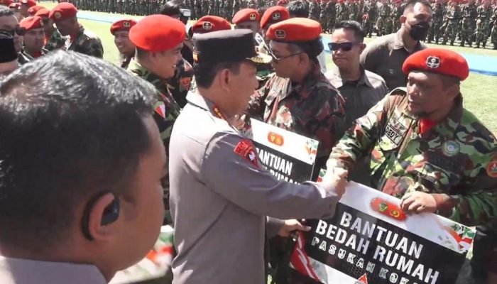 Kapolri Pimpin Apel Akbar Kokam Pemuda Muhammadiyah di Yogyakarta, Tegaskan Sinergi Ketahanan Pangan