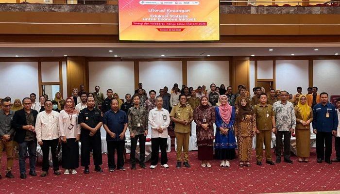 Sensus Ekonomi 2026, Wagub Sultra Buka Sosialisasi yang Digelar BPS