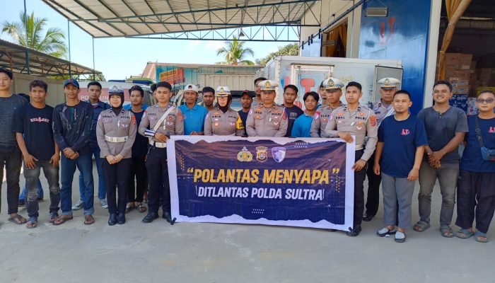 Di Balik Truk dan Jalan Raya, Ini Pesan Menyentuh dari Ditlantas Polda Sultra untuk Sopir