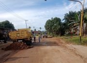 Aksi Warga Berbuah Hasil, Jalan Lambuya-Puriala Diperbaiki Setelah Demo