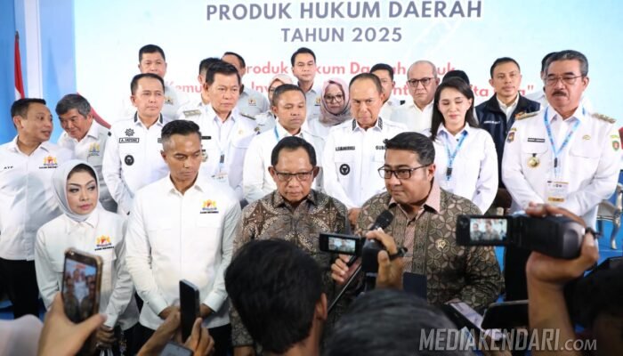 Rakornas PHD di Sultra, Mendagri Imbau Pemda Permudah Izin Berusaha