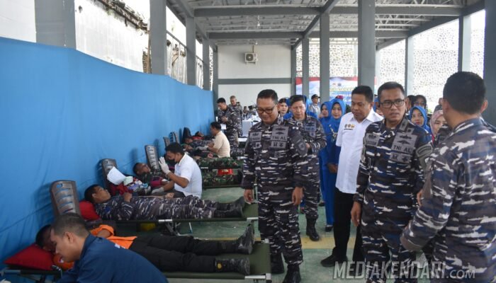Donor Darah Lanal Kendari Tutup Rangkaian Operasi Trisila-25 di Lanal Kendari
