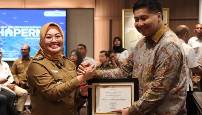 Kendari Tunjukkan Kelas, Raih Penghargaan Nasional atas Inovasi Nol Rupiah PBG untuk Warga Miskin