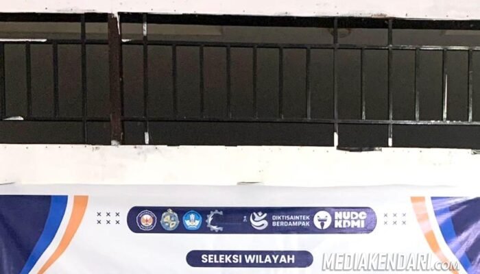 Delegasi UHO Tembus 30 Besar Nasional Kompetisi Debat Mahasiswa Indonesia 2025