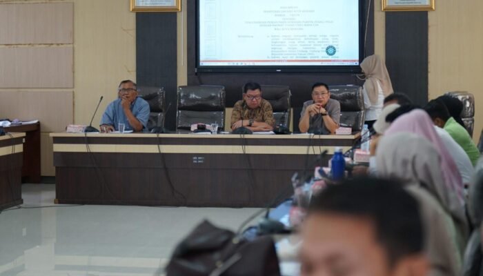 Langkah Hijau DPRD Kendari, Atasi Sampah Plastik Lewat Raperda Baru