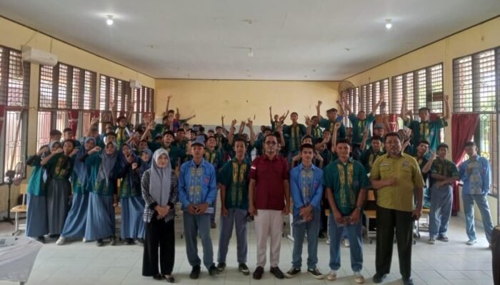 Sosialisasi HKI di SMKN 2 Kendari, Kemenkumham Ajak Siswa Jadi Pencipta Inovatif