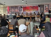 Dekatkan Diri ke Warga, Polda Sultra Gelar Jumat Curhat di Lepo-Lepo Bahas Isu Keamanan dan Ketertiban
