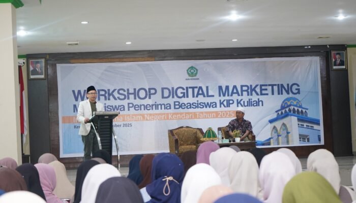 Tingkatkan Kompetensi Mahasiswa, IAIN Kendari Gelar Workshop Digital Marketing untuk Penerima KIP