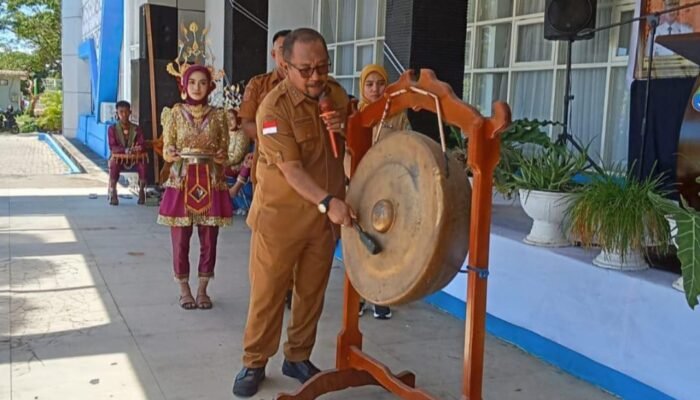 Bupati Bombana Buka Pameran Seni Rupa 2025, Wujudkan Apresiasi Seni hingga ke Daerah