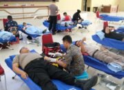 Bakti Kemanusiaan Warnai HUT Korpri, Polda Sultra Turun ke Bungkutoko dan Lepo-lepo