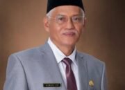 Sekretaris Daerah Provinsi Sulawesi Tenggara, Asrun Lio, menyampaikan keterangan terkait undangan mediasi konflik internal Yayasan Universitas Sulawesi Tenggara (Unsultra).