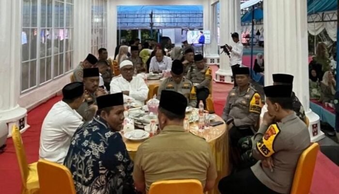 Usai Kunjungi Pospam di Konawe, Kapolda Sultra Lanjut Safari Ramadan di Rujab Bupati