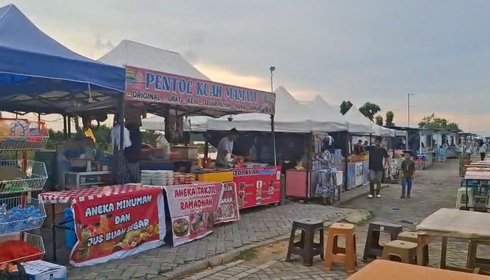 Masjid Al-Alam Kendari Jadi Magnet Ngabuburit Warga saat Ramadan