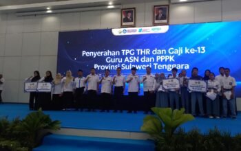 Pemprov Sultra Salurkan TPG, THR, dan Gaji ke-13 Rp63 Miliar untuk 8 Ribu Guru