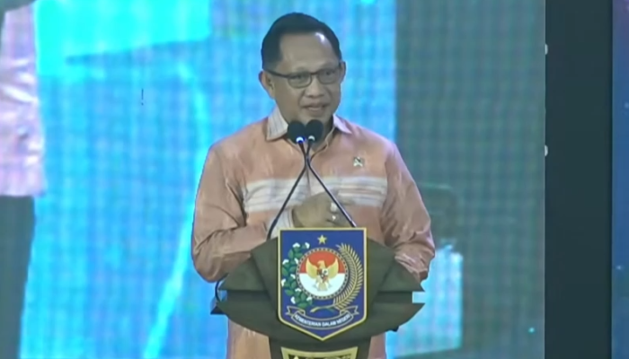 Kolaka Terima Dua Penghargaan, Mendagri: Kalau Yang Lain Belum Dapat Saya Minta Maaf