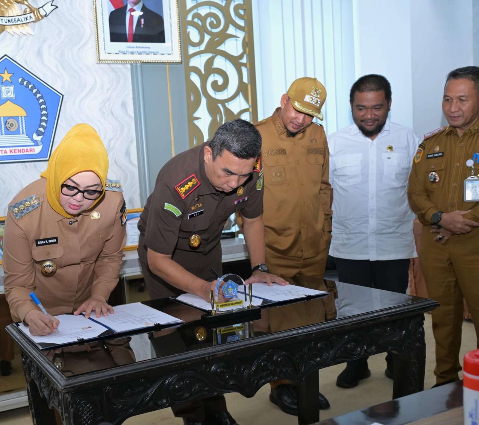 Jalin Kerjasama Bantuan Hukum, Pemkot Kendari dan Kejari Sama-Sama Teken MoU