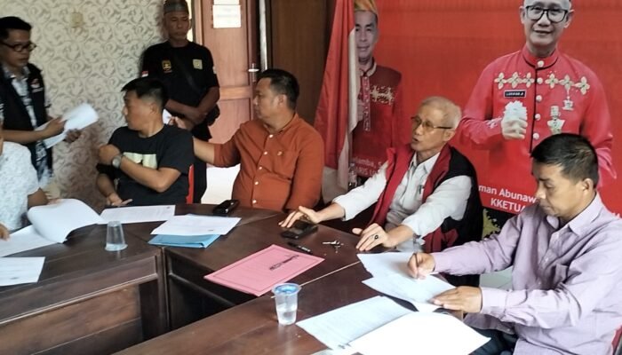 ‎DPP LAT Sultra Gelar Rapat Evaluasi, Lukman Abunawas Arahkan Pengurus Melakukan Secara Rutin dan Menyeluruh