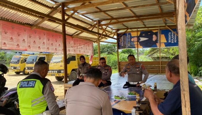 Ditlantas Polda Sultra Edukasi Pengemudi Angkutan Barang, Tekankan Kelaikan Kendaraan Demi Keselamatan