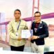Sang Deklarator PERADI Profesional Sultra Terima Penghargaan dari Direktur MEK TB, Dr. Syahiruddin Latif : PERADI Profesional Hadir di Sultra Tekankan Etika Advokat dan Siapkan Bantuan Hukum Gratis