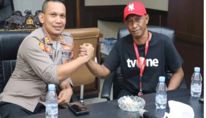 Gerak Cepat & Humanis! Kapolres Baubau AKBP Noer Alam Peluk Insan Pers, Selesaikan Perselisihan Oknum dengan Dialog Kekeluargaan